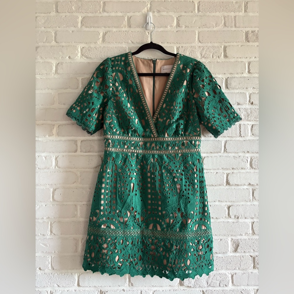 Adelyn Rae Green Lace Midi Dress, Size M.